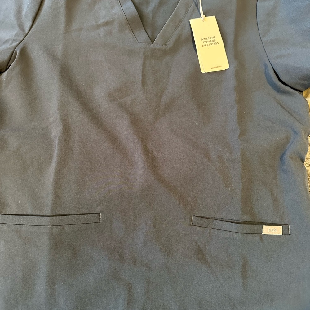Figs Women's Charcoal V-Neck uniform top and pants stretchy - Picture 7 of 7